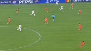 【欧冠】奥利塞双响穆勒平C罗，拜仁5比1客场大逆转